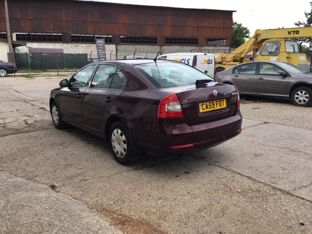 Armatura bara spate Skoda Octavia II an fab. 2009 - 2013