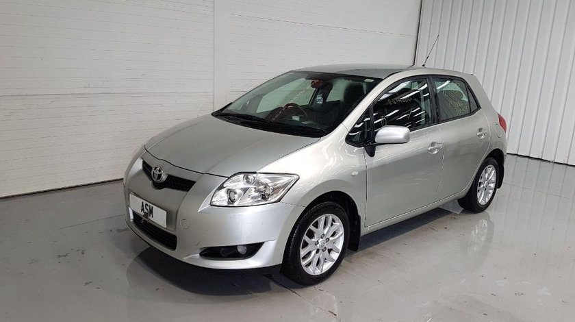 Armatura bara spate Toyota Auris 2007 HATCHBACK 1.6i