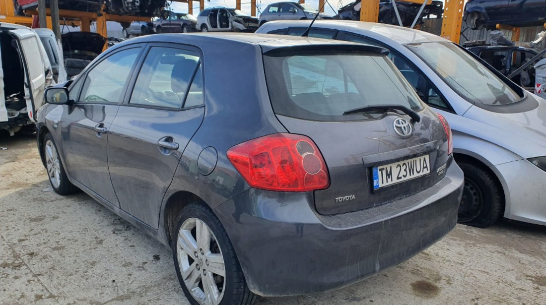 Armatura bara spate Toyota Auris 2008 hatchback 2.2 d-cat