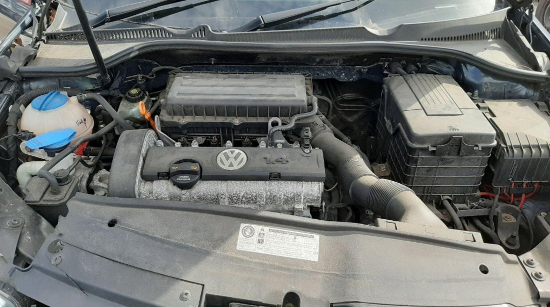 Armatura bara spate Volkswagen Golf 6 2009 Hatchback 1.4 FSI CGGA