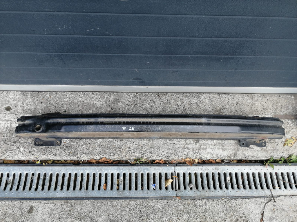 Armatura bara spate Volkswagen Passat B7 2.0 TDI