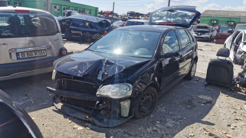 Armatura bara spate Volkswagen Polo 9N 2008 HatchBack 1.2 benzina BBM