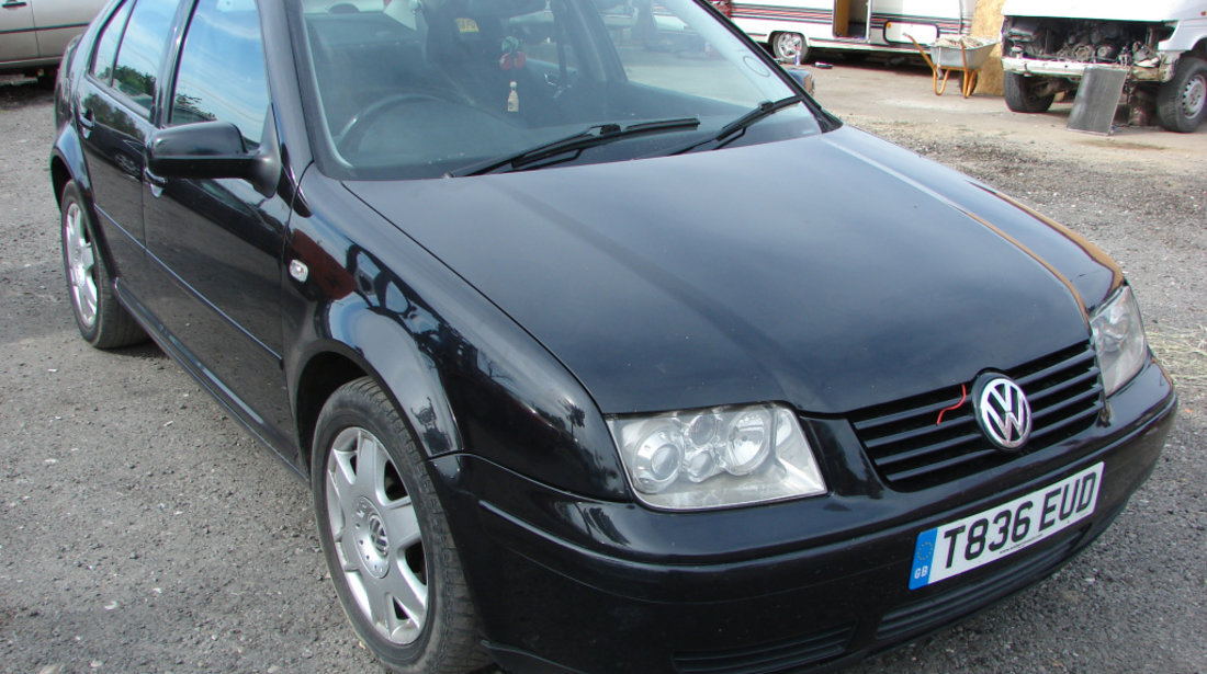 Armatura bara spate Volkswagen VW Bora [1998 - 2005] Sedan 2.0 MT (115 hp) (1J2)