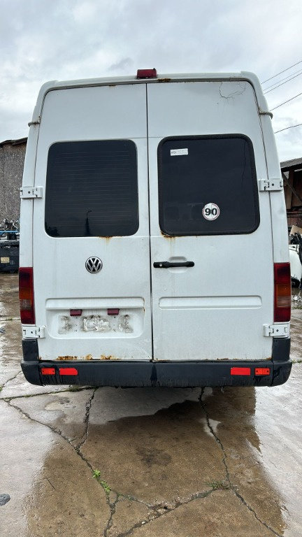Armatura bara spate Vw LT 35 2.5 TDI cod motor AVR / ANJ transmisie manuala 5+1, punte simpla,an 200...