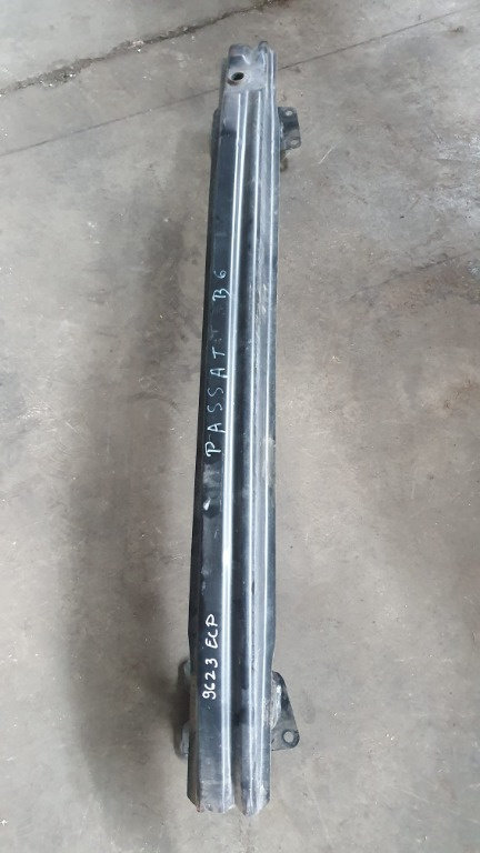 Armatura bara spate Vw Passat B6 2006 - 2009 cod piesa 3C9807558