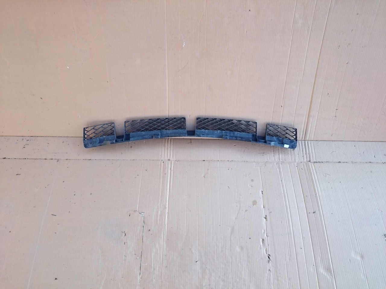 Armatura Ghidaj bara spate VW Touareg 7P (2010-2018) cod 7P6807863A