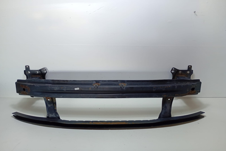 Armatura intaritura bara fata Volkswagen VW Passat B6 [2005 - 2010]
