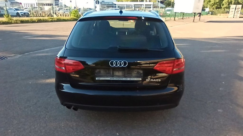 Armatura spate Audi A4 B8 2.0 TDI 2009 2010 2011 2012 2013