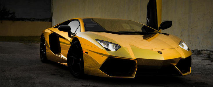 Arta sau Kitsch? Lamborghini Aventador finisat in auriu cromat Arta sau Kitsch? Lamborghini Aventador finisat in auriu cromat