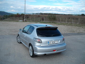 As vrea sa stiu dk aveti cunostinte care ar putea sa imi puna TURBO pe un 206 GTI motor 2.0 16v??Robert_bobik ID mess