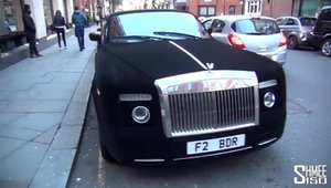 ASA ceva nu vezi zilnic: Un Rolls-Royce imbracat in catifea face furori in Londra