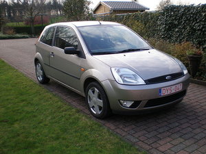 Asi vrea sa aflu consumu real la un Ford Fiesta 1.4 TDCI ,2006 '  Urban, Extraurban Si Combinat