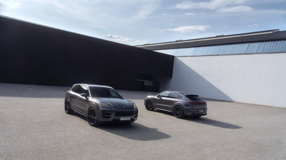 Aspect sportiv, elegant si echipamente de inalta calitate la un pret atractiv: noile modele Taycan si Cayenne Black Edition
