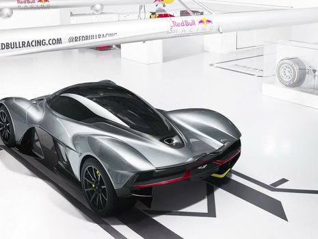 Aston Martin AM-RB 001