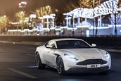 Aston Martin DB11 cu motor V8