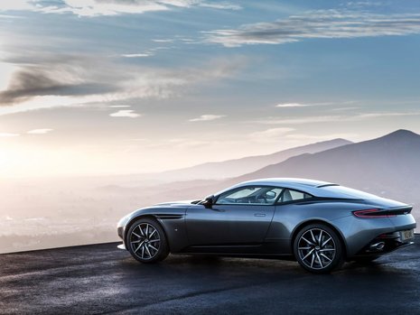 Aston Martin DB11