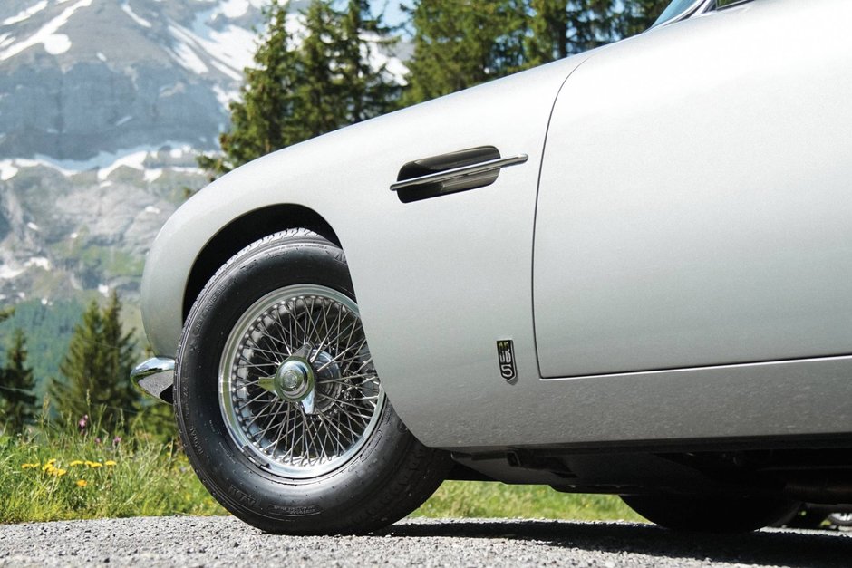 Aston Martin DB5 Shooting Break