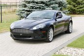 Aston Martin DB9 la 18500 euro