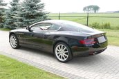 Aston Martin DB9 la 18500 euro