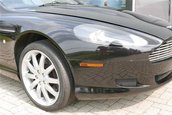 Aston Martin DB9 la 18500 euro