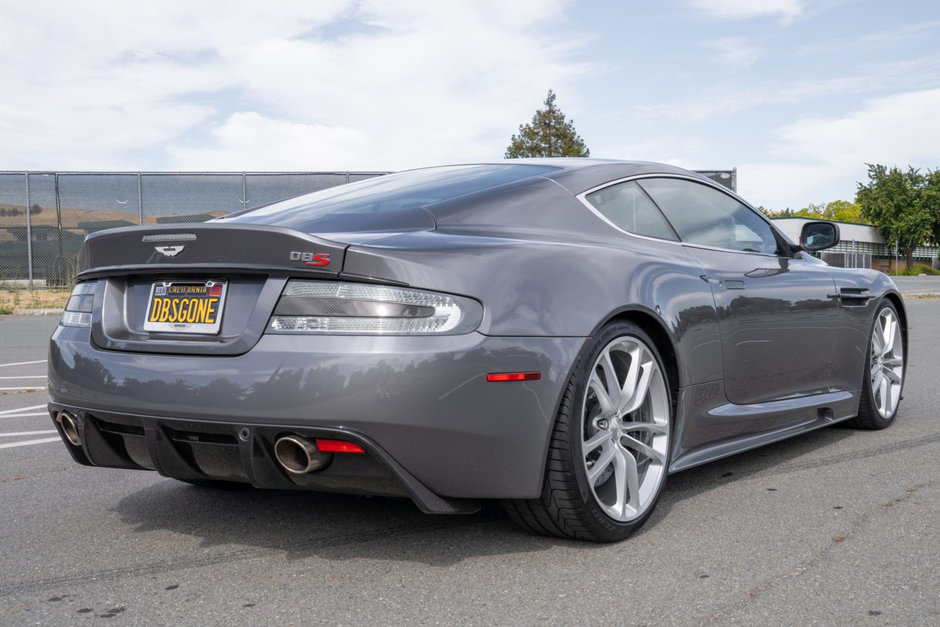 Aston Martin DBS de vanzare