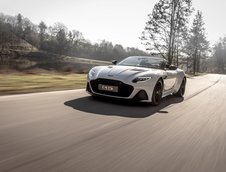 Aston Martin DBS Superleggera Volante