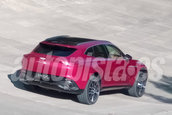 Aston Martin DBX complet necamuflat
