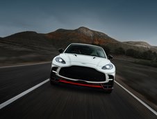 Aston Martin DBX S