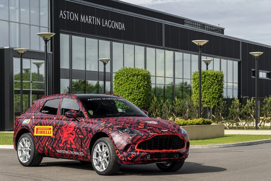 Aston Martin DBX