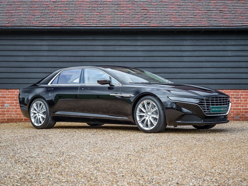 Aston Martin Lagonda Taraf de vanzare