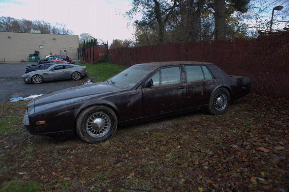 Aston Martin Lagonda