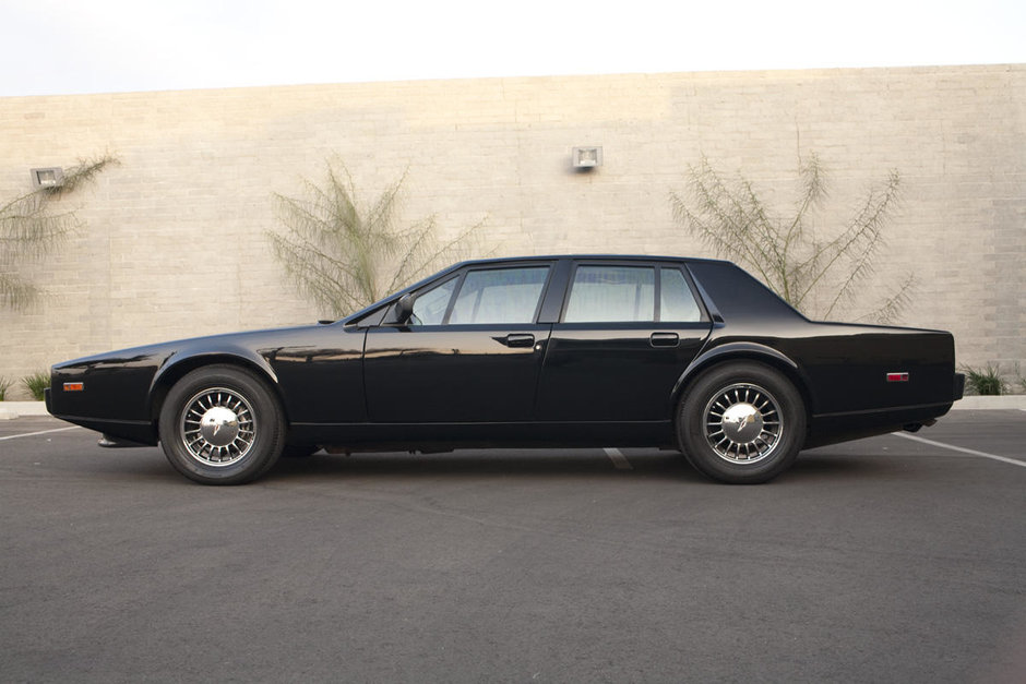 Aston Martin Lagonda