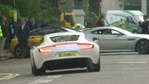 Aston Martin One-77 in Londra 4