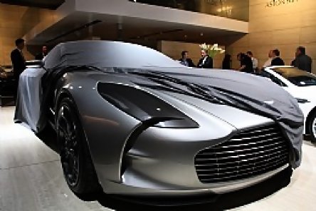 Aston Martin One-77 (partial) dezvaluit Aston Martin One-77 (partial) dezvaluit