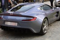 Aston Martin One-77 - supercar de 1 milion lire sterline