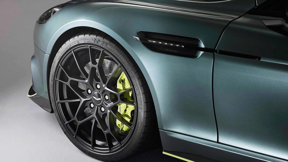 Aston Martin Rapide AMR