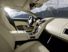 Aston Martin Rapide - Putere, eleganta, suflet... in patru usi!