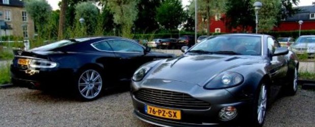 Aston Martin V12: DBS vs. Vanquish S