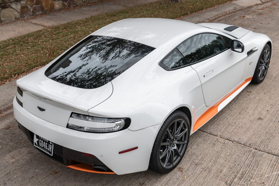 Aston Martin V12 Vantage S Coupe de vanzare