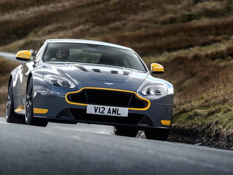 Aston Martin V12 Vantage S manual