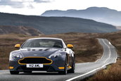 Aston Martin V12 Vantage S manual