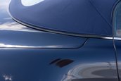 Aston Martin V12 Vantage S Roadster cu transmisie manuala