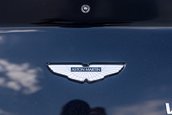 Aston Martin V12 Vantage S Roadster cu transmisie manuala
