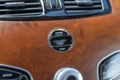 Aston Martin V12 Vantage S Roadster cu transmisie manuala