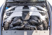 Aston Martin V12 Vantage S Roadster cu transmisie manuala