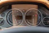 Aston Martin V12 Vantage S Roadster cu transmisie manuala