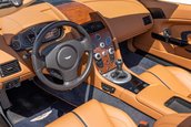 Aston Martin V12 Vantage S Roadster cu transmisie manuala