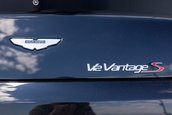 Aston Martin V12 Vantage S Roadster cu transmisie manuala