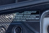 Aston Martin V12 Vantage S Roadster cu transmisie manuala