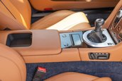 Aston Martin V12 Vantage S Roadster cu transmisie manuala